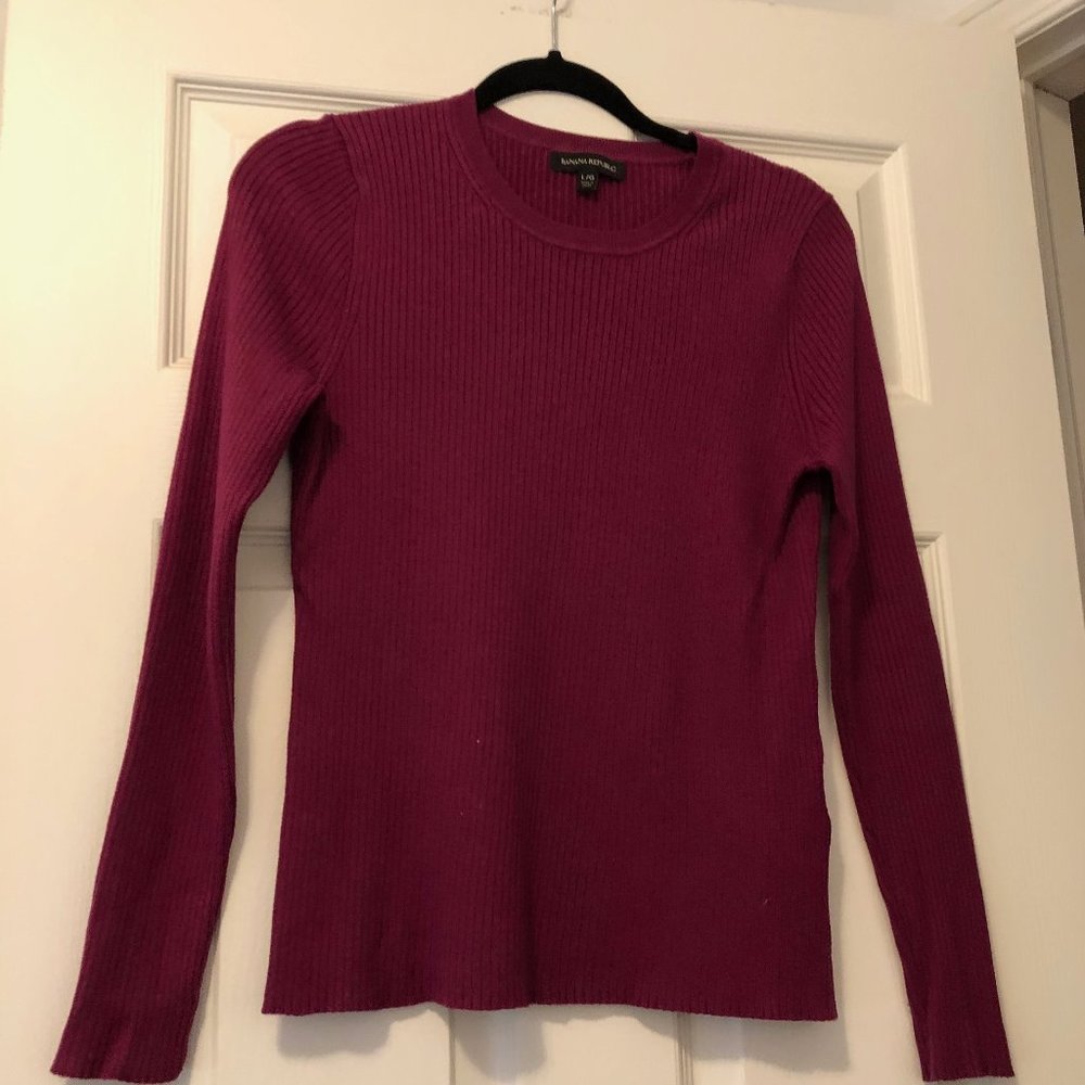Banana Republic Women's Crew Neck Sweater - Burgundy